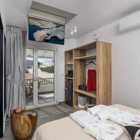 Orama Suites Milos 阿达玛斯 外观 照片