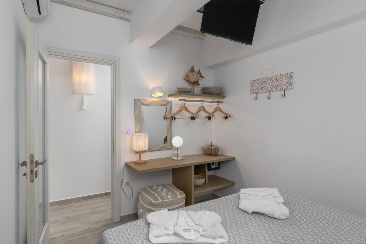 Orama Suites Milos 阿达玛斯 外观 照片