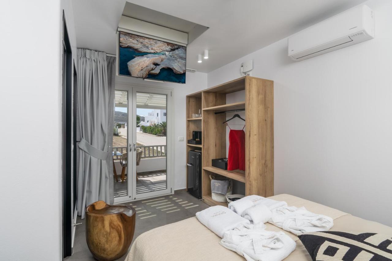 Orama Suites Milos 阿达玛斯 外观 照片