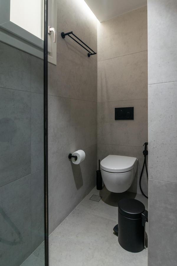 Orama Suites Milos 阿达玛斯 外观 照片